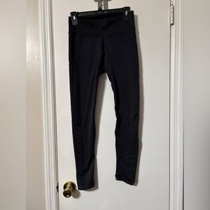 Offline by Aerie grey seamless 7/8 leggings size medium